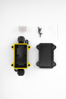 Hitam IP68 Quick Connector 24A 450VAC Waterproof Junction Box 2 Pin