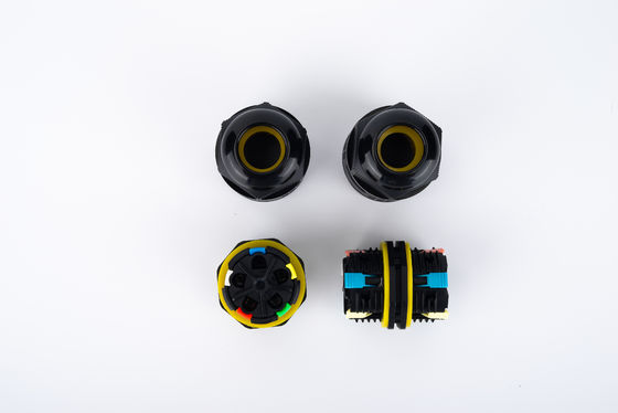 Konektor Kabel Kawat 32A 250VAC IP68 Tahan Air Konektor 2 Arah 6-12mm DIA