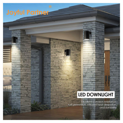 Perlengkapan lampu dinding eksterior Aluminium Casting IP65 Wall Mount Cylinder Desain dengan Kaca Tempered