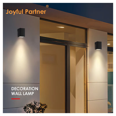 Lampu dinding luar IP65 tahan air 8W 45 derajat DC 24v Sertifikat CE SMD LED Casting Aluminium Housing