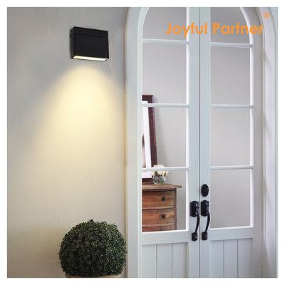 Menurunkan dan Menurunkan Pencahayaan LED Modern Lampu Taman Dinding 10W Hitam Putih Perumahan Warna Waterproof IP65