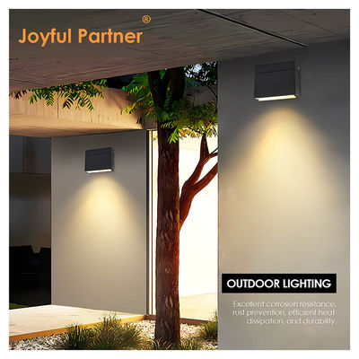 Menurunkan dan Menurunkan Pencahayaan LED Modern Lampu Taman Dinding 10W Hitam Putih Perumahan Warna Waterproof IP65