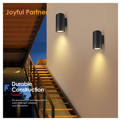 Modern Outdoor Wall Lamps Factory Disesuaikan Single Direction IP65 Wall Mounting Untuk Balkon Koridor