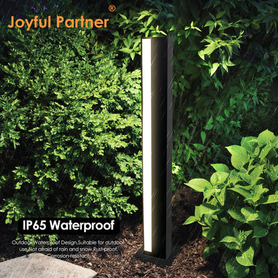 Lampu Tiang LED Luar Ruangan Persegi Aluminium Powder Coating CREE LED AC100-265V L110 * W110 * H900mm Peringkat IP65 untuk Penggunaan Rumput