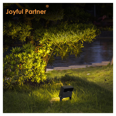 Outdoor LED Garden Spot Light Die-Casting Aluminium Square 130*130mm 16x1W LED Untuk penggunaan di luar ruangan